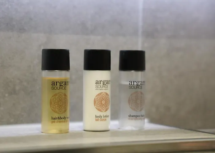 Jawo Koblenz Modern & Zentral Кобленц