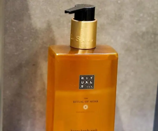 Jawo Koblenz Modern & Zentral Coblença