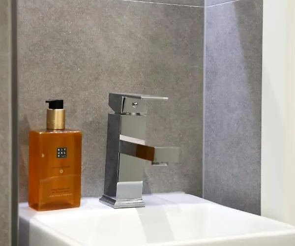 Jawo Koblenz Modern & Zentral * Coblença